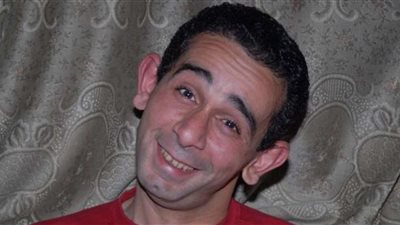 مصطفى هريدي يكشف كواليس الأفيه الشهير “موز” مع الزعيم عادل إمام في التجربة الدنماركية (فيديو)