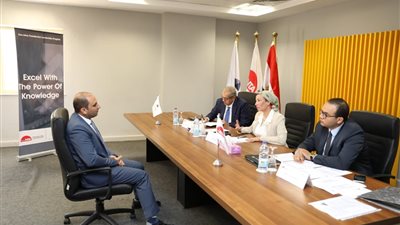 وزيرة البيئة ترأس لجنة لتقييم المرشحين للانضمام للأكاديمية الوطنية للتدريب