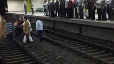 مترو الأنفاق يكشف تفاصيل انتحار مواطن في محطة جامعة القاهرة