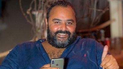 شيكو يسخر من نفسه في أول يوم دايت (صورة)