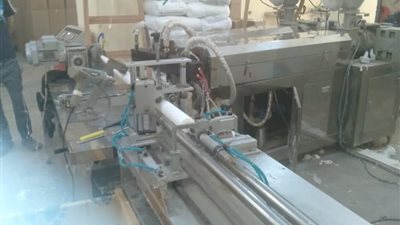 ضبط صاحب مصنع فلاتر مياه بدون ترخيص بمنطقة بدر بالقاهرة (صور)