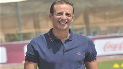 مدير تعاقدات الأهلي يرفض العمل في اتحاد الكرة