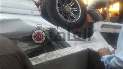 سقوط سيارة من أعلى كوبري صفط اللبن ووفاة 5 أفراد (صور)