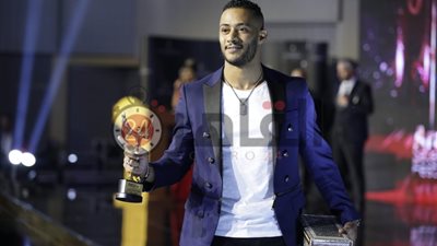 محمد رمضان يكشف تفاصيل أغنياته الجديدة.. ويؤكد: “لسه بدري على تحقيق أحلامي” (فيديو)