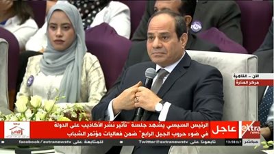 السيسي يرد على قصة تأجيل دفن والدته بسبب حفل قناة السويس: “حد يعمل كده فى أهل بيته”