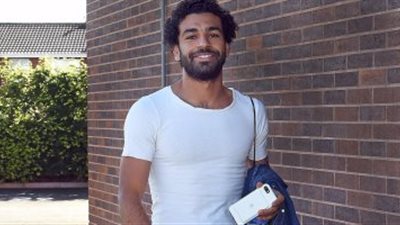 ياسر ريان: أنا أسرع من محمد صلاح.. وهو محظوظ بالاحتراف (فيديو)