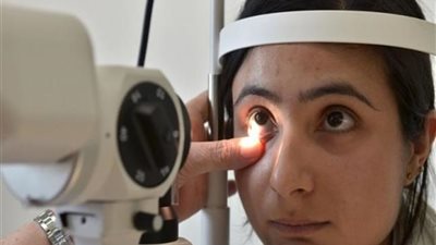 انخفاض معدل رفة العين يؤدي لمرض لا يمكن علاجه.. تعرف علي التفاصيل