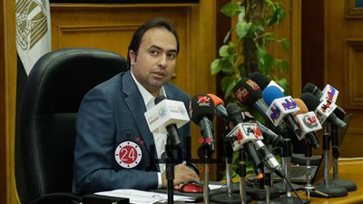 مفاجأة للمعلمين الراغبين في الحصول على الاعتماد كمدرب معتمد من الأكاديمية المهنية.. تعرف عليها