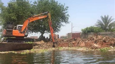“الري” تواصل حملات إزالة التعديات على النيل بكافة أنحاء الجمهورية