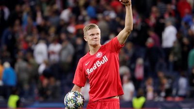 إيرلينغ هالاند الأفضل في الجولة الأولي لدوري أبطال أوروبا