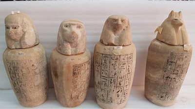 ضبط شخصين بالجيزة وبحوزتهما 10 قطع أثرية