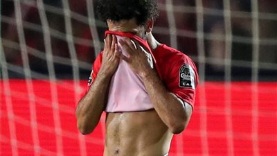 ديلى ميل: الجماهير المصرية تخشى اعتزال محمد صلاح اللعب الدولي