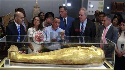 عرض التابوت الذهبي للكاهن “نجم عنخ” في متحف الحضارة بعد استرداده