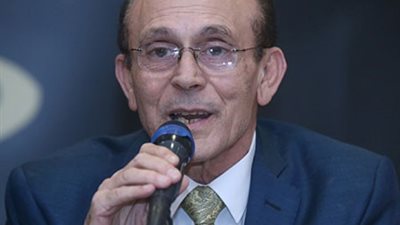 تزامنًا مع مرور 50 عام على تأسيس فرقته المسرحية.. محمد صبحي يفتتح مسرح جديد (صور)