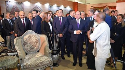 رئيس جهاز المشروعات الصغيرة: السيسي حرص على سماع مشكلات العارضين في «تراثنا»