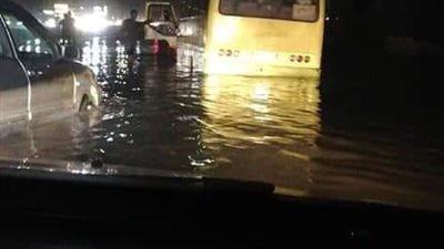 عاجل| انفجار مأسورة مياه بطريق الواحات وغلق طريق الفيوم