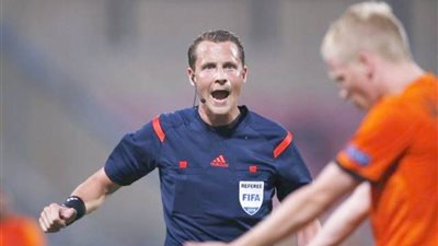 “يويفا” يعلن حكم مباراة ليفربول وسالزبورج في دوري أبطال أوروبا