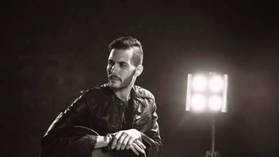 41 يا أهلي.. أمير عيد يحيي حفل تسليم درع الدوري