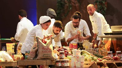 المشتركون يلتزمون بتوجيهات ياسر بكر في “Top Chef – مش أي شيف” على MBC مصر 2