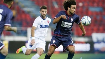 مدرب فريق لاريسا اليوناني يشيد بأداء “عمرو وردة”: لاعب جيد ويمتلك إمكانيات رائعة