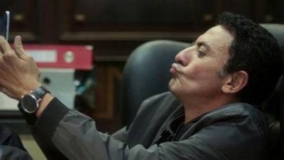 شبه إجماع على فتحي عبد الوهاب.. “تفتكر مين ممكن يقدم الجوكر في مصر دون افتعال؟” (صور)