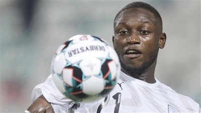 إغماء عثمان كوليبالي ينهي مباراة الوكرة والريان في دوري نجوم قطر | فيديو