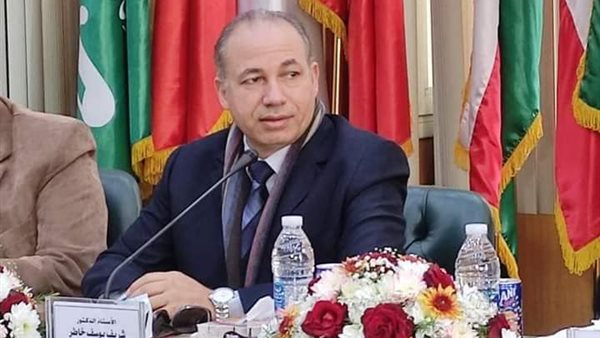 الدكتور شريف خاطر