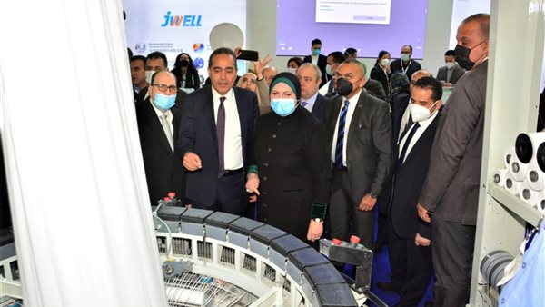 نيفين جامع وزيرة