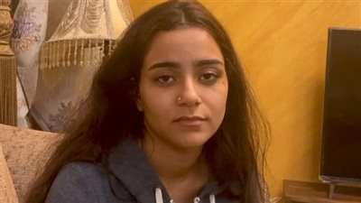 خطب 10 مرات وكان بيبتز الفتيات.. وزوجته: كان بيضربي من أول يوم | بث مباشر