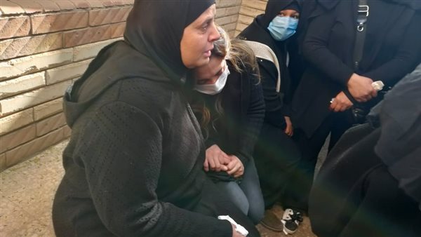 مشاهد مؤثرة في جنازة