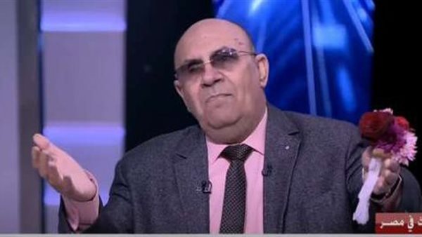 الدكتور مبروك عطية