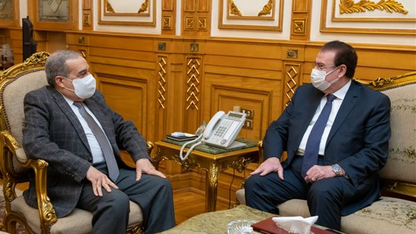  وزير الدولة للإنتاج