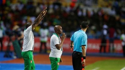 منافس مصر بتصفيات المونديال.. رحيل مدرب غينيا بيساو عن تدريب المنتخب بعد 8 سنوات