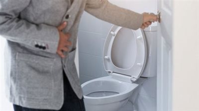 العلاقة بين الكبد الدهني والبراز.. و3 فيتامين هامة للوقاية