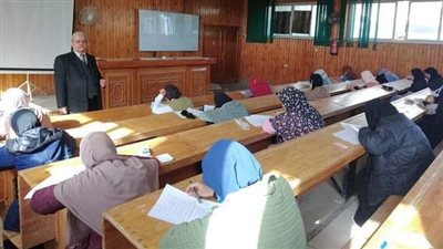 الحكومة تكشف حقيقة تخصيص لجان امتحانات خاصة للطلاب المصابين بفيروس كورونا