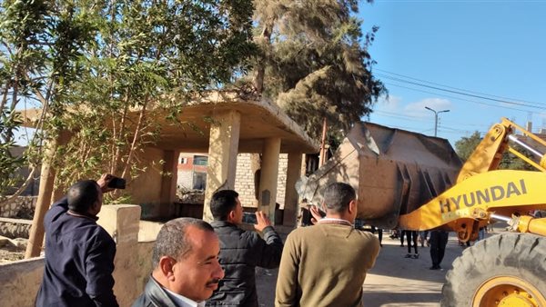 استرداد الأراضي أملاك