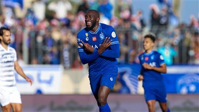 الهلال يتفوق على الطائي برباعية ويقتحم المربع الذهبي للدوري السعودي