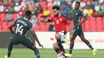 نتيجة مباراة مصر ونيجيريا في كأس الأمم الإفريقية 2021.. النسور تخطف 3 نقاط