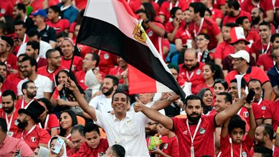 على نفقة حزب مستقبل وطن.. 300 مشجع مصري يسافرون للكاميرون لتشجيع المنتخب