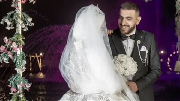 أحمد حسن راؤول وزوجته