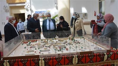 رئيس هيئة التخطيط ومحافظ الوادي الجديد يستعرضان المخطط الاستراتيجي للمحافظة