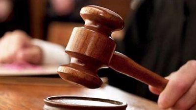 التحريات: شقيق موظف الساحل المتوفي رفقة أسرته داخل الشقة اكتشف الواقعة