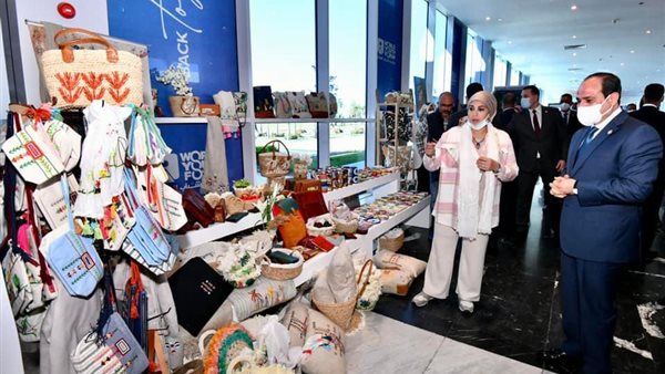 الرئيس السيسي -معرض