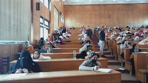 امتحانات الفصل الدراسى