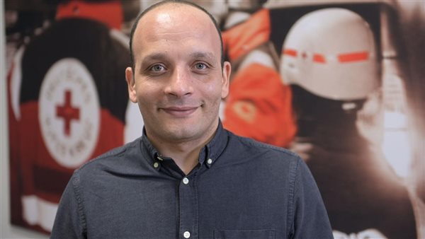 حسين خضر، عضو الحزب