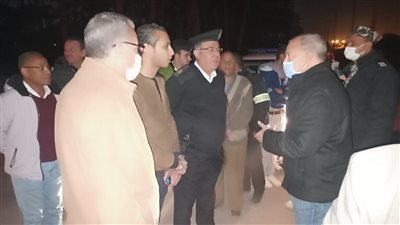 محافظ القليوبية: تخصيص فرق من موظفي المحليات لرصد إلقاء المخلفات على الطرق العامة 