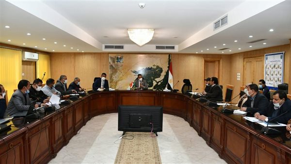 محافظ الفيوم يتابع