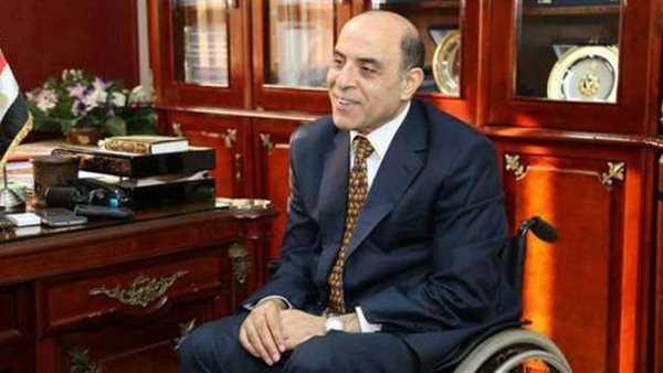  الدكتور أشرف مرعي