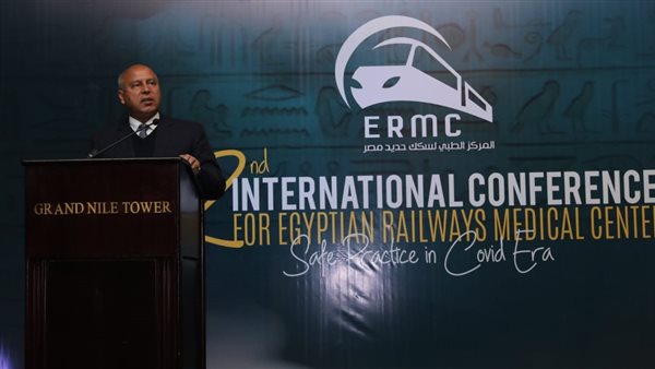 وزير النقل خلال المؤتمر