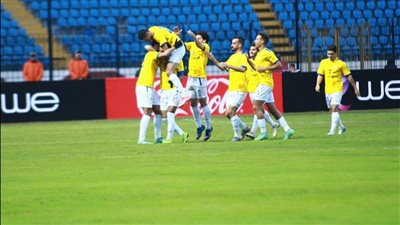 تحت الأمطار.. الإسماعيلي يتقدم على سموحة بهدف عبد الرحمن مجدي بكأس الرابطة